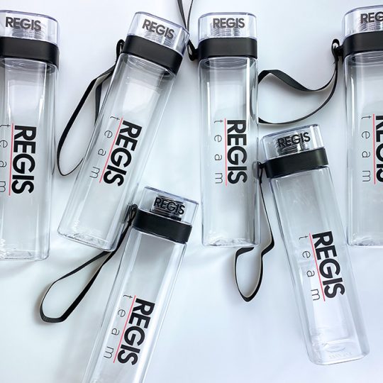 Бутылки с логотипом REGIS - картинка №7